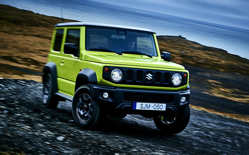 Comparison - Suzuki Jimny Hybrid 2018 - vs - Suzuki Jimny Sierra 2012